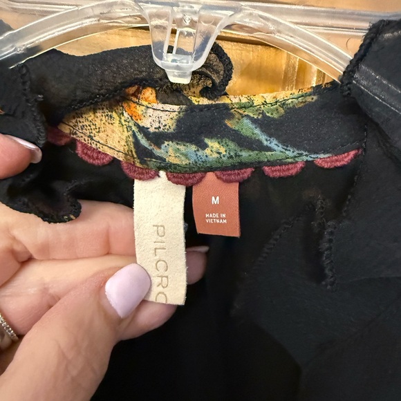Anthropologie Pilcro Black Blouse with Multicolor Floral Design - Picture 4 of 4